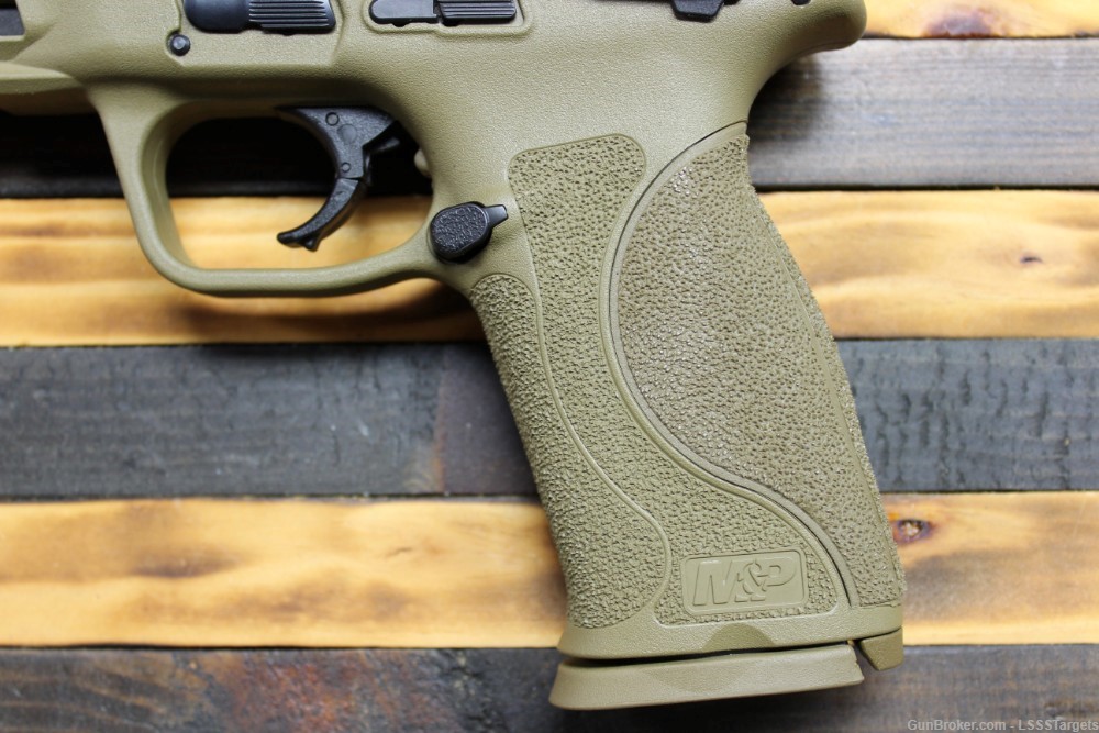 Smith & Wesson M&P9 2.0 FDE-img-3