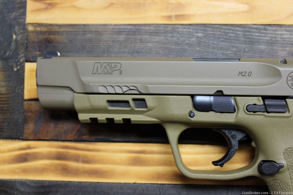 Smith & Wesson M&P9 2.0 FDE-img-1