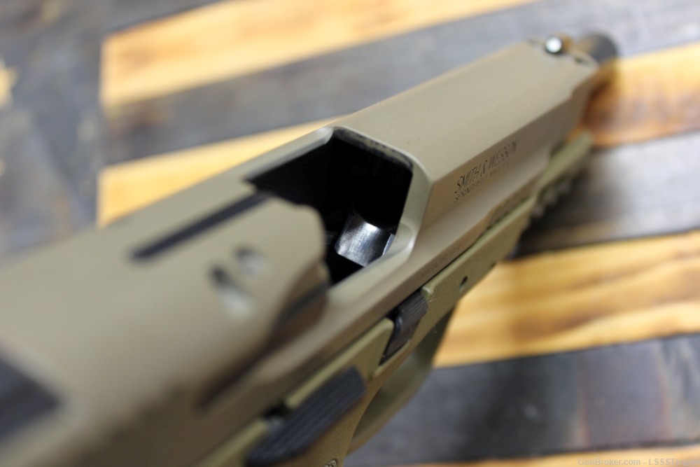 Smith & Wesson M&P9 2.0 FDE-img-8