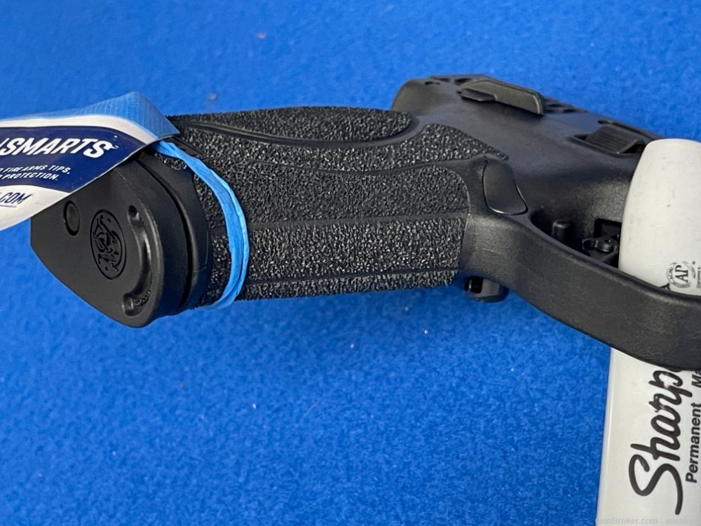 New Smith & Wesson M&P 10mm M2.0 Semi-Auto Pistol Optics Ready SKU 13388-img-6