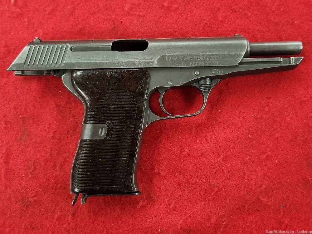 Czech CZ 52 pistol, 7.62x25 w/ holster and 2 magazines-img-27