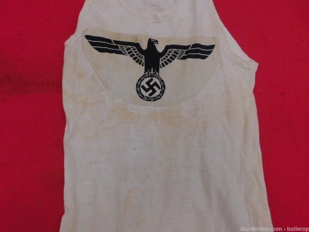 Very nice Original German WW2 Sports shirt! With Eagle insignia. Very rare -img-3