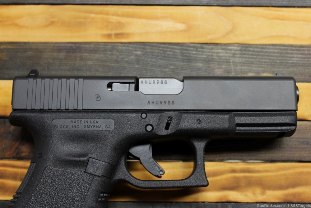 NEW Glock 25 .380ACP with 2 Mags-img-4