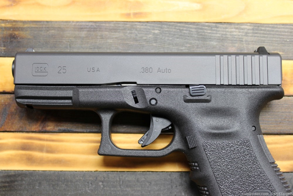 NEW Glock 25 .380ACP with 2 Mags-img-1