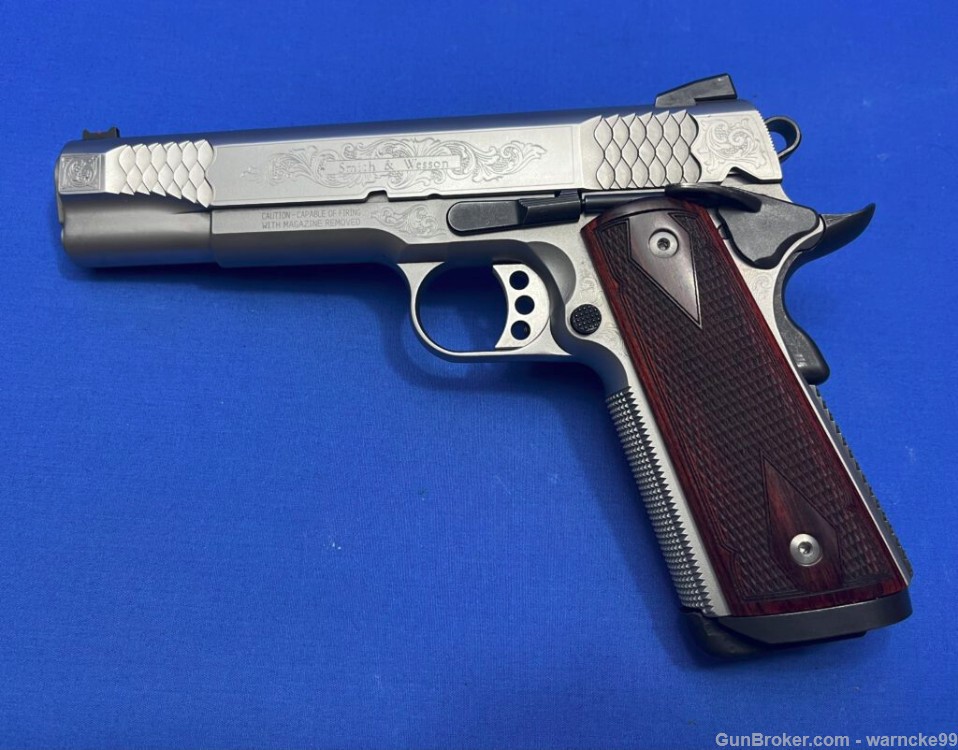 Like New Smith & Wesson Engraved 1911, Penny Start!-img-2