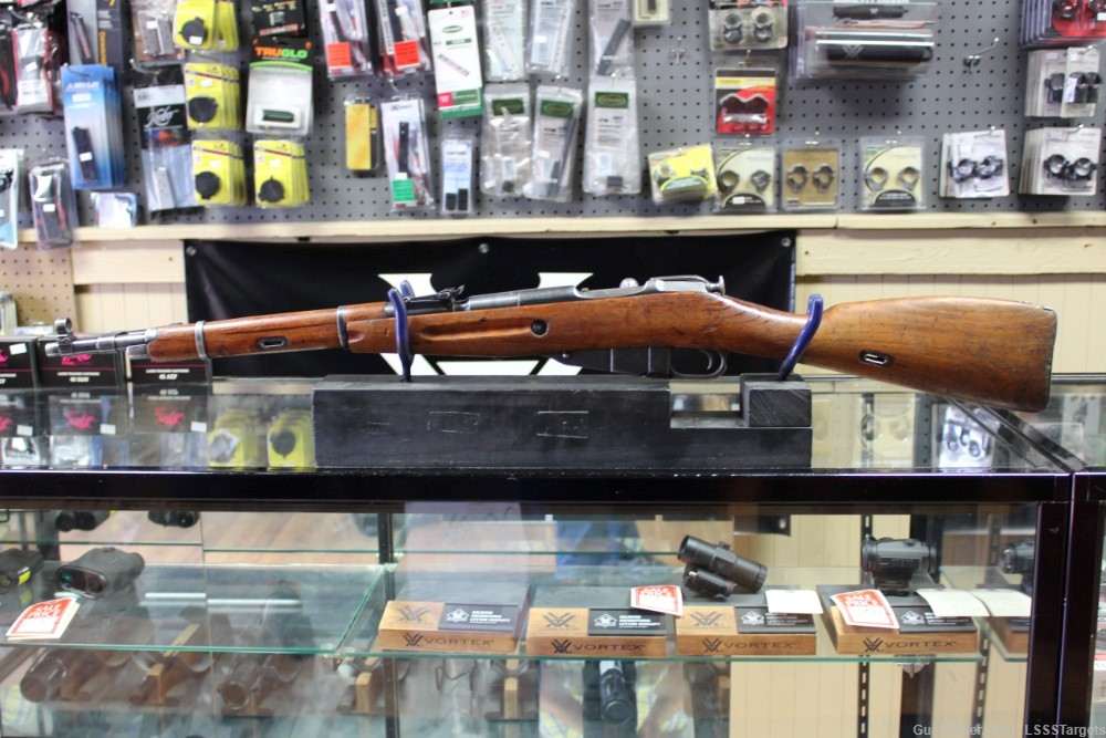 1953 Mosin Nagant M44 7.62x54r with 129 rounds of ammo -img-4