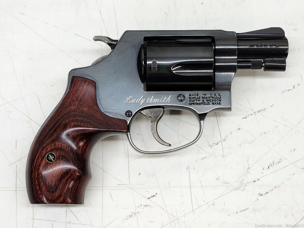 Smith & Wesson 36-9 Chief Special LadySmith .38 Spl. 2in Bbl - NICE-img-1
