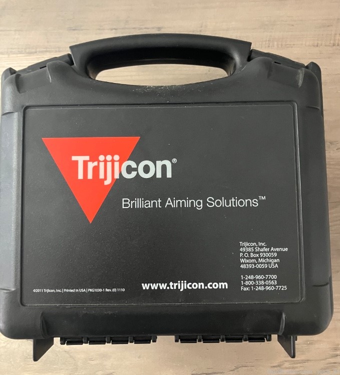 Trijicon ACOG 4x32 TA31H-G like new!-img-4