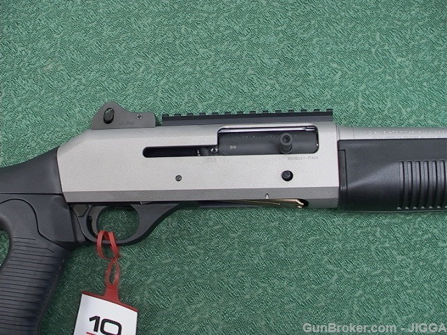 Benelli M4 H2O  12 gauge-img-2