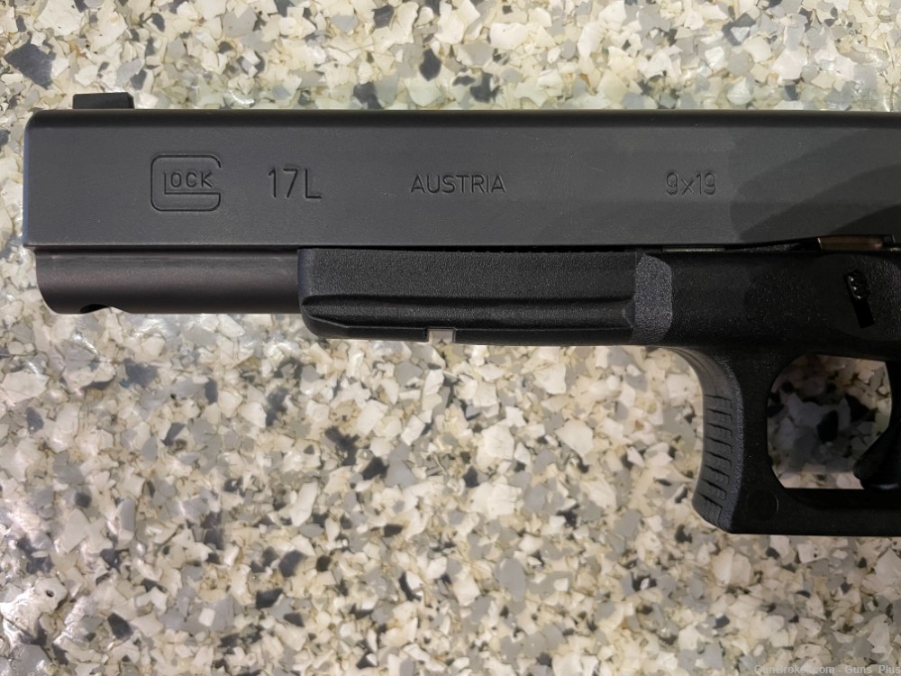 DISCONTINUED Glock 17L John Wick Gun-img-5