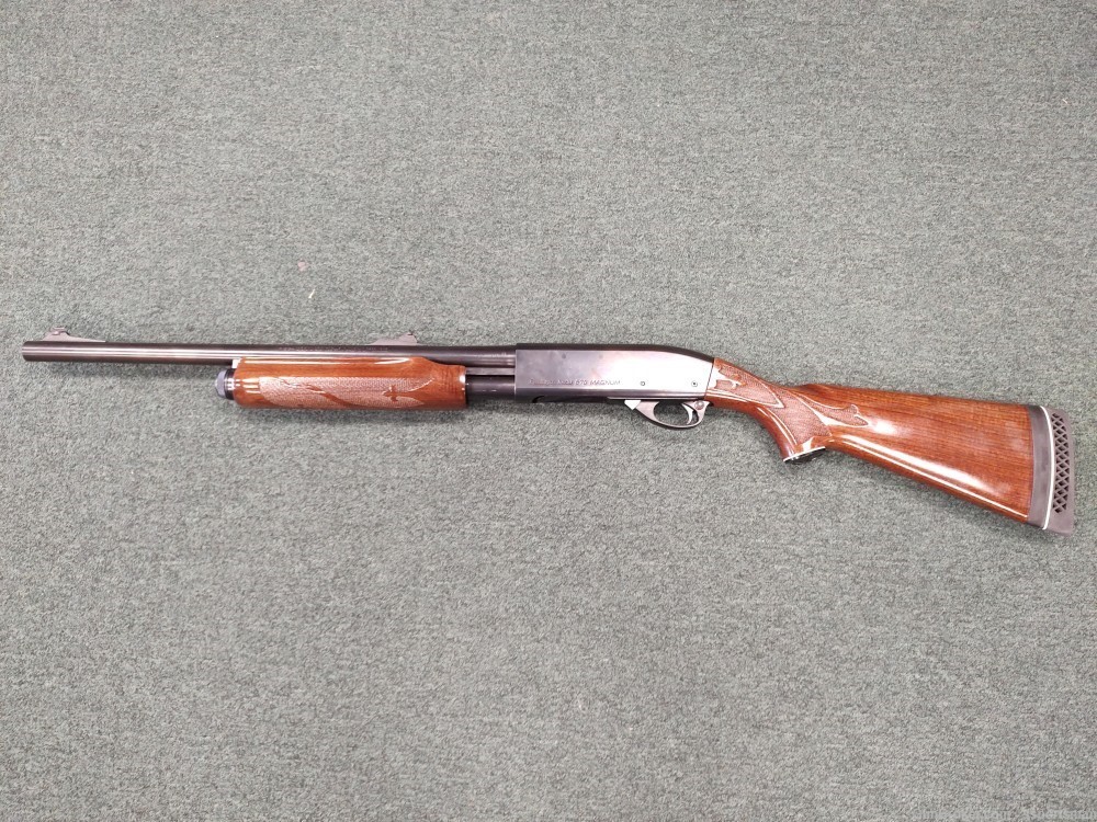 Remington 870 Magnum 12 gauge pump action shotgun-img-0