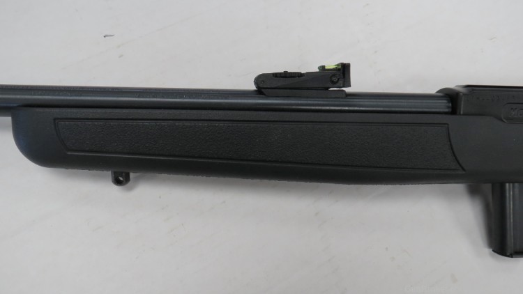 Mossberg 702 Plinkster 22lr synthetic stock rifle with one magazine-img-4