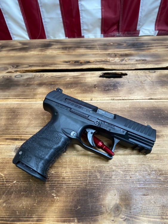 Walther PPQ M2 9mm w/Case-img-3
