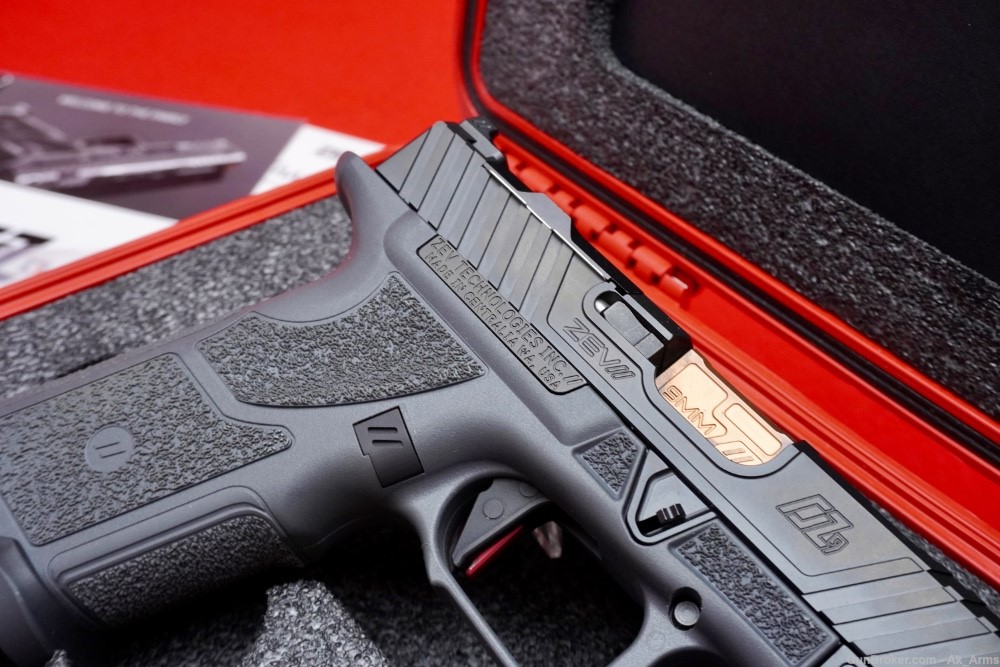Desired Zev OZ9 Semi Auto Pistol 9mm In Hard Case w/All Accessories!-img-2