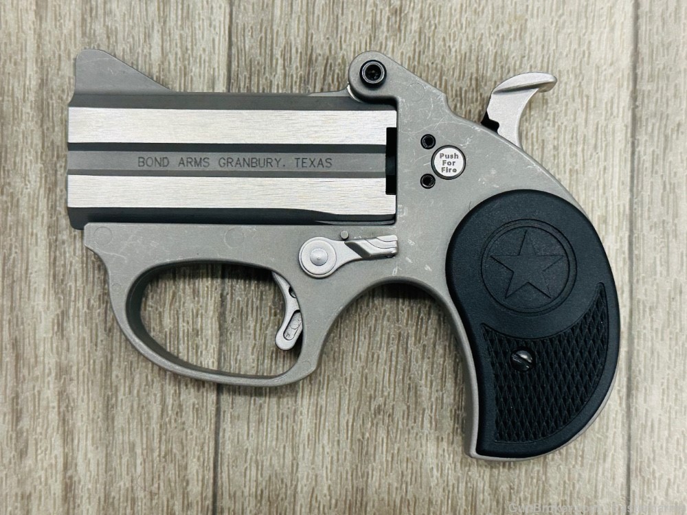 Bond Arms Stinger 9mm Derringer 3" barrels, Stainless Steel LIKE NEW IN BOX-img-4
