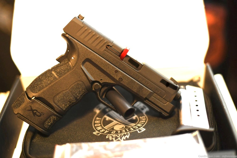 Springfield Armory XD-S Mod 2, 3.3 in, 7&9 Rd mags, CT Red dot-img-0