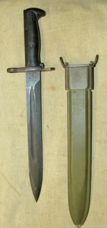 WWII USGI AFH 1903 or 03A3 or Garand Bayonet & Scabbard -img-0