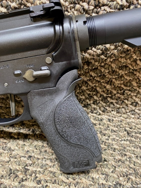 Smith & Wesson M&P15 Pistol 5.56 Black Finish 13320 7.5" BBL 30+1-img-12