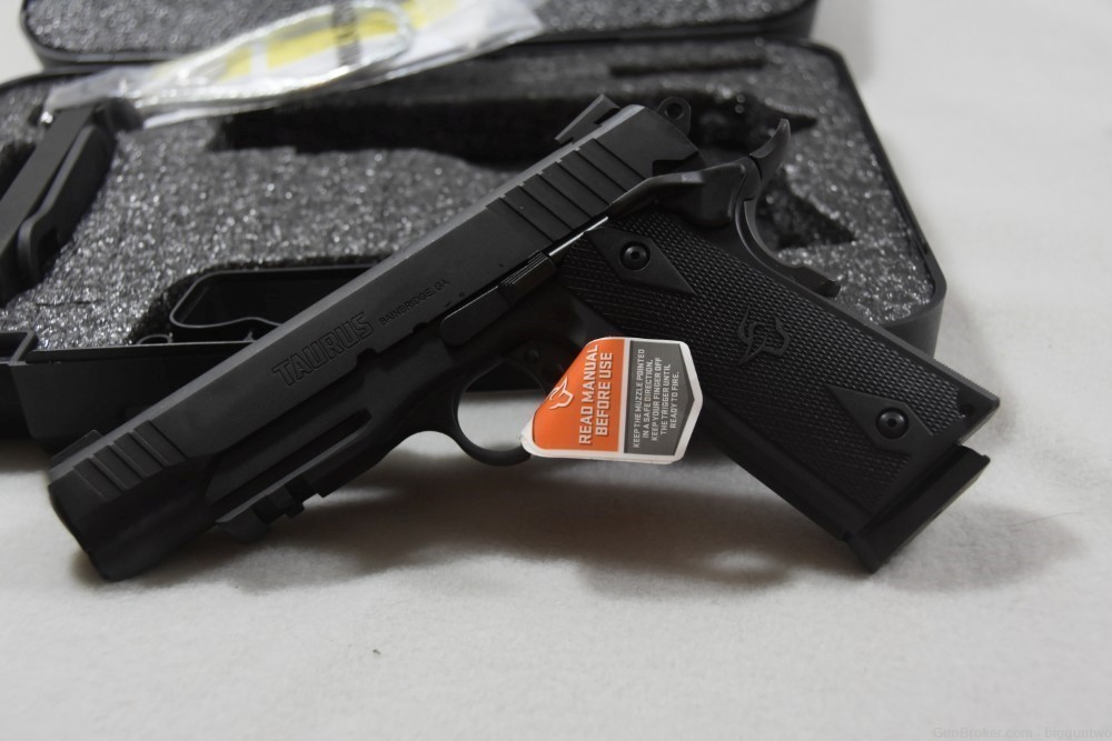 TAURUS 1911 45 AUTO 5" 8-RD PISTOL Brand New in Durable Case w/ paper     -img-8