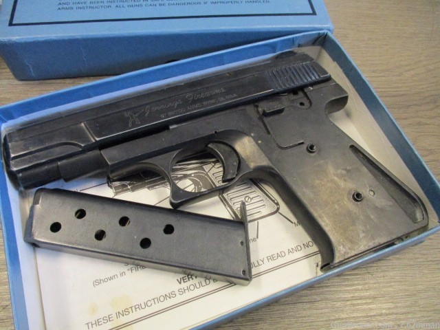 Gun Smith Special Bryco 48 380auto Jennings Arms Pistol 380acp 2 mags AUTO -img-1