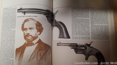 The Complete Illustrated History of Firearms b y Hogg-img-2
