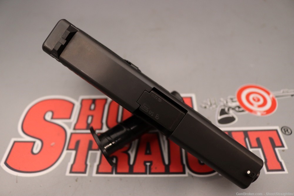 Glock G19 Gen3 9mm 4.02"bbl w/Case-img-13
