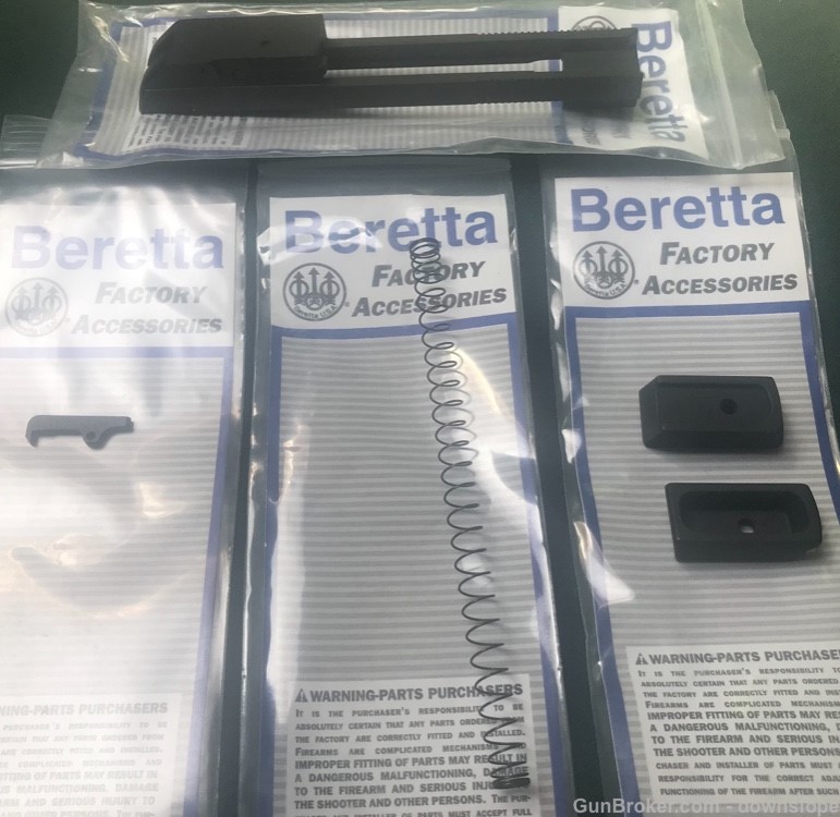 Beretta 89 Factory NEW- SLIDE EXTRACTOR RECOIL SPR MAG BASES  .22 LR -img-0