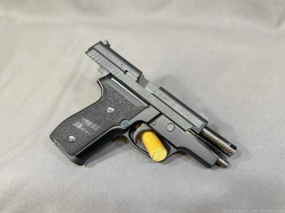 German Sig Sauer P229 - .40 S&W / .357 SIG Semi Automatic Pistol + Extras-img-15
