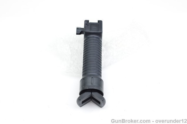 Grip Pod Bi Pod Forward Grip for Colt AR-15 rifle  AUTHENTIC  NEW-img-7