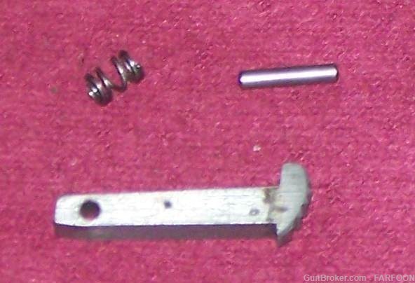 RAVEN P-25 MAGAZINE CATCH, RETAINING PIN & SPRING ASSEMBLY-img-0