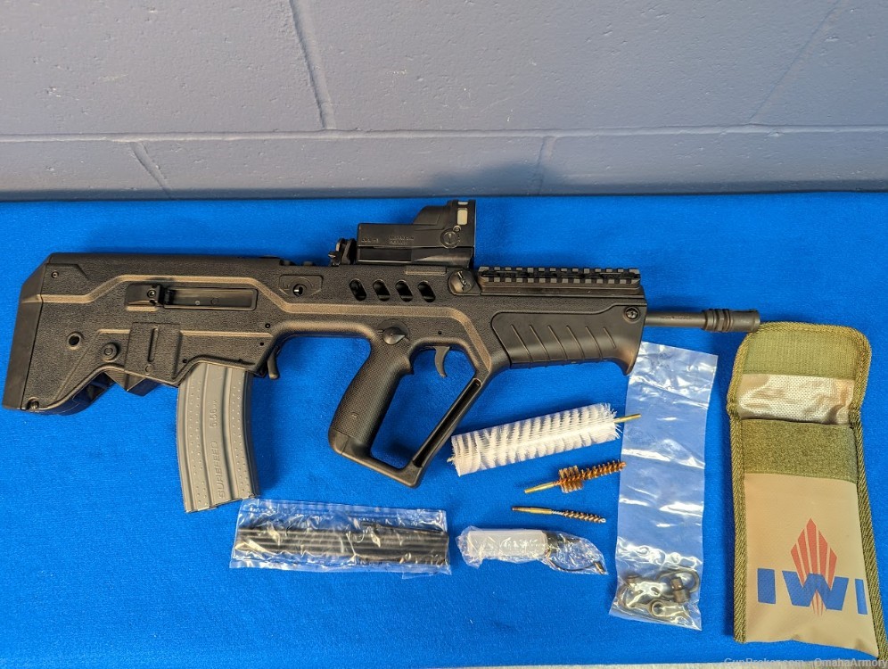 IWI Tavor Sar .223 w/ Mepro M21 and Cleaning Kit Bullpup Integrated Sights-img-9