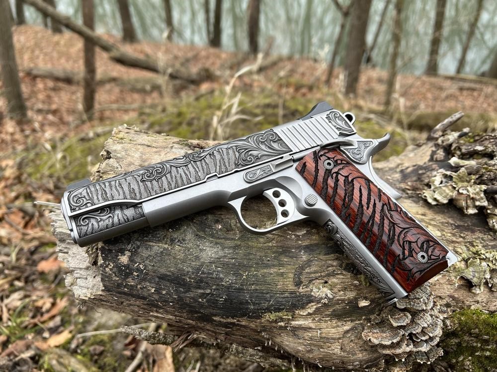 Kimber 1911 Custom Engraved Royal II Tiger AA by Altamont a .45 ACP-img-0