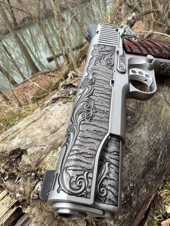 Kimber 1911 Custom Engraved Royal II Tiger AA by Altamont a .45 ACP-img-4