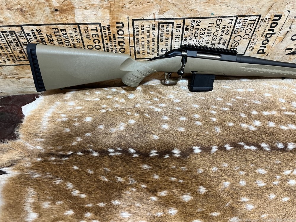 Ruger American Ranch Rifle 5.56 / 223 Rem excellent condition FDE-img-1