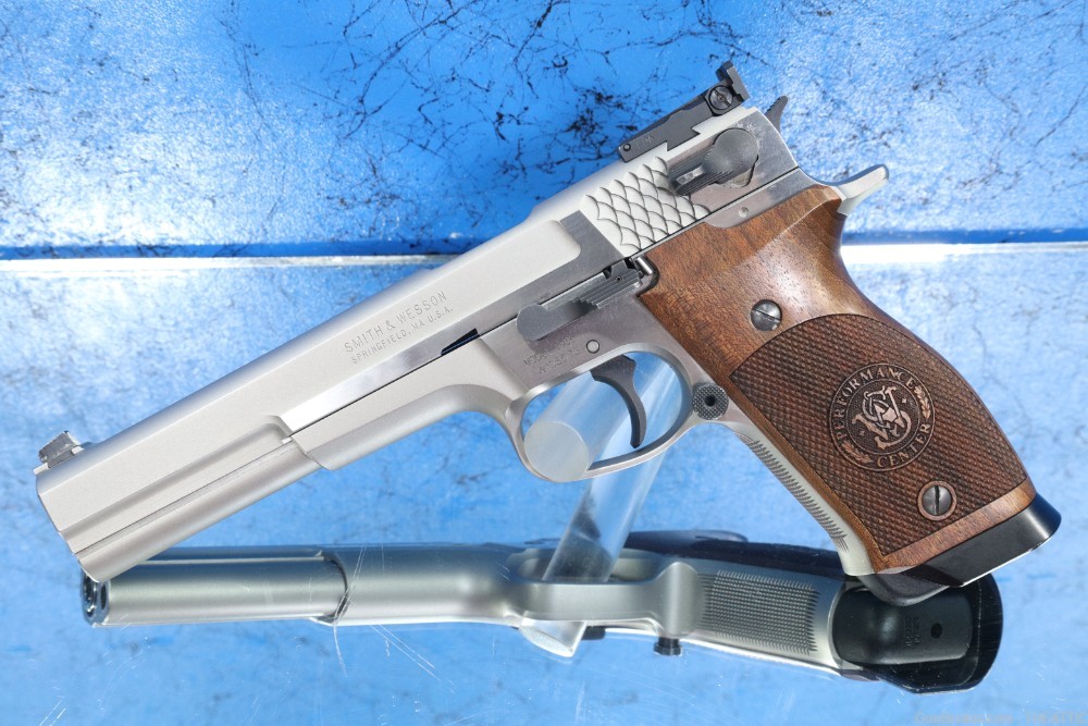RARE 6" SMITH AND WESSON TARGET CHAMPION 9MM MADE FOR EUROPE S&W 5906-img-1