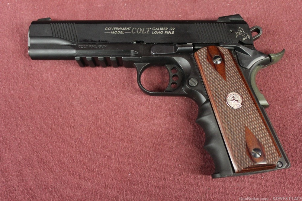 Walther Colt Rail Gun 1911 .22LR with 10 Mags!-img-1