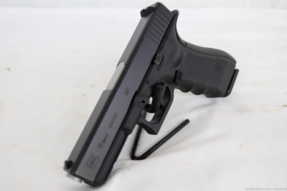 Glock Model 31 Gen 4 .357SIG 4.48” S.Auto Pistol – Black Polymer -img-4