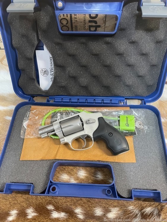 Smith And Wesson 642 M642 Pro Series 38 spl with moon clips -img-1