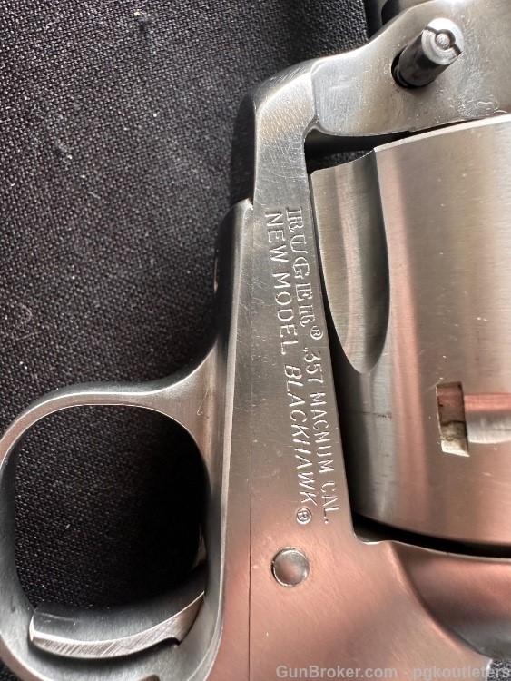 Ruger New Model Blackhawk Revolver .357 Mag-img-22