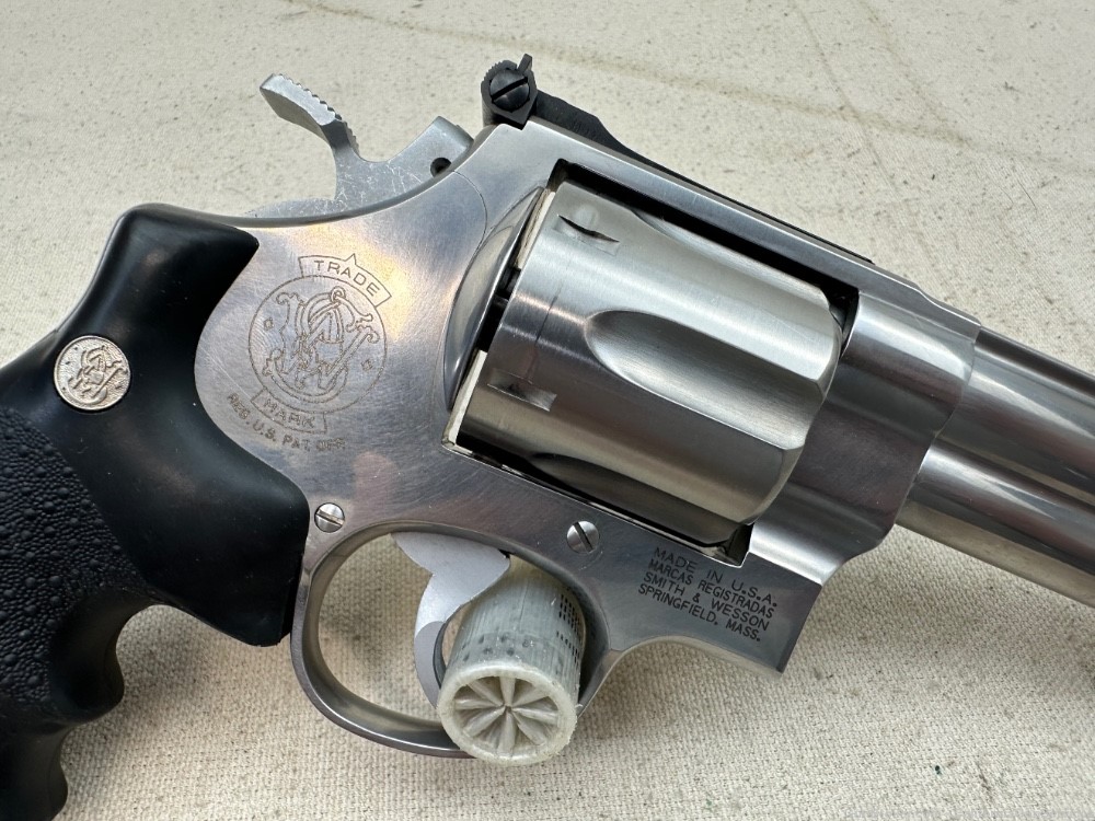 Smith and Wesson 629 Classic DX .44 Mag NEW IN THE BOX Test Target Mfg 1994-img-5
