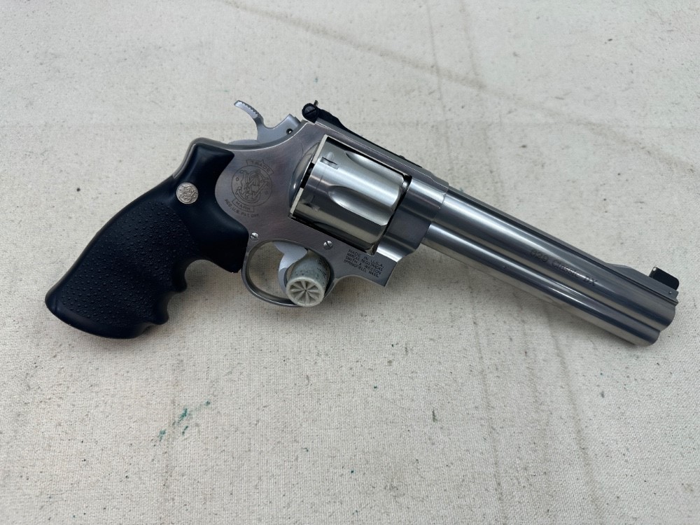 Smith and Wesson 629 Classic DX .44 Mag NEW IN THE BOX Test Target Mfg 1994-img-2