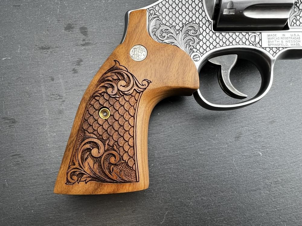 PROTOTYPE - Smith & Wesson 686-6 Regal ALTAMONT Custom Engraved 686, 7-shot-img-7