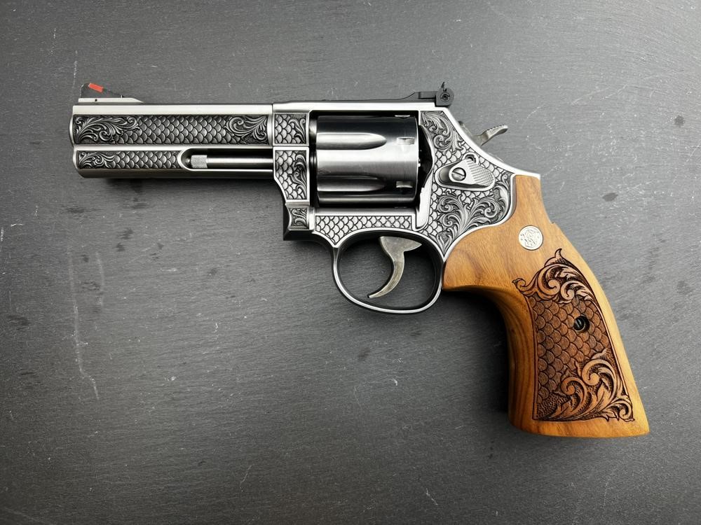 PROTOTYPE - Smith & Wesson 686-6 Regal ALTAMONT Custom Engraved 686, 7-shot-img-0