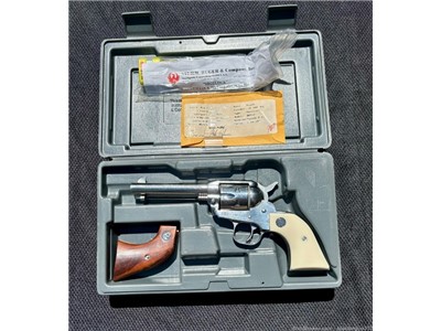 Ruger single six new model 32 H&R Magnum polished stainless steel
