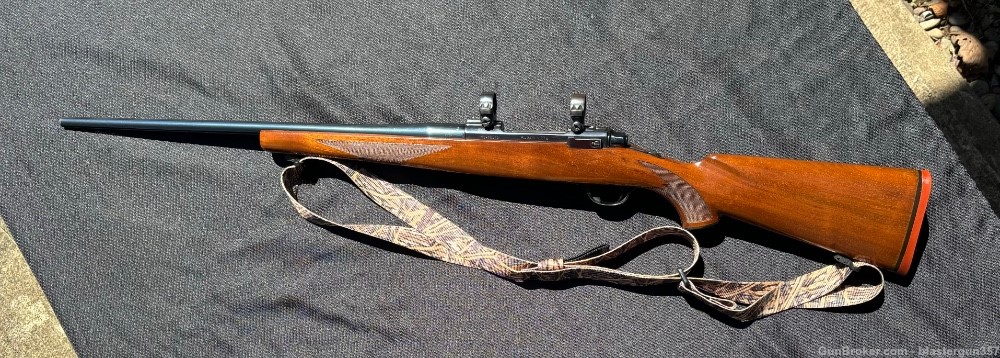 Ruger red pad M 77 7mm 1975 rifle-img-7
