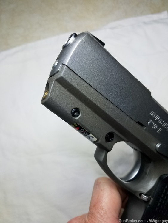 Ruger P94 w/ integral laser - RARE - Good Condition - BOX-img-21