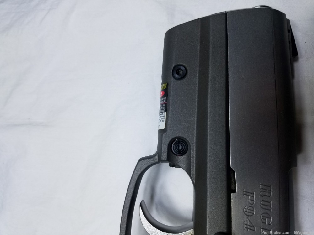 Ruger P94 w/ integral laser - RARE - Good Condition - BOX-img-18