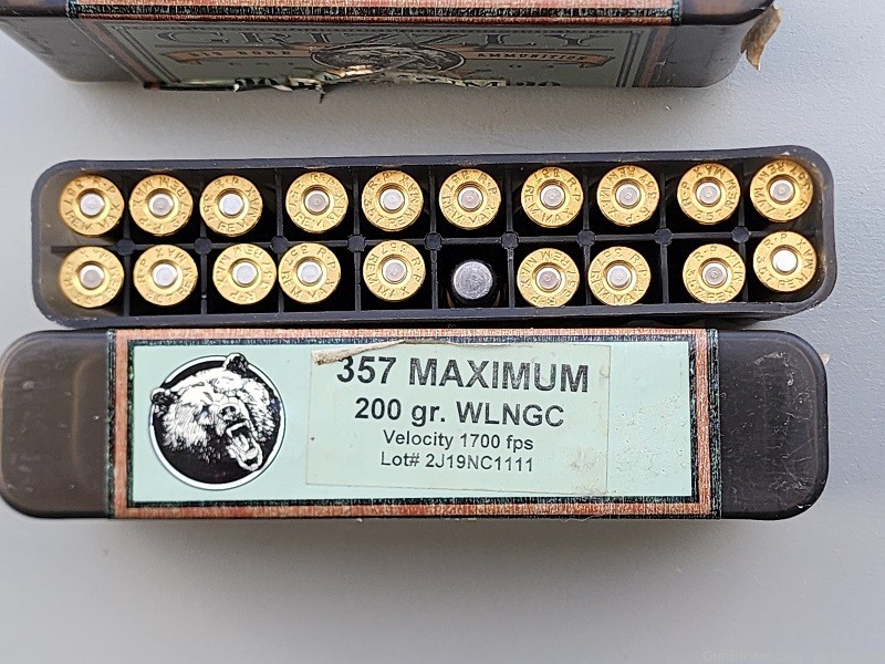 Factory 357 Maximum 180 gr and 200 grain WLNGC 20rds ea-img-2