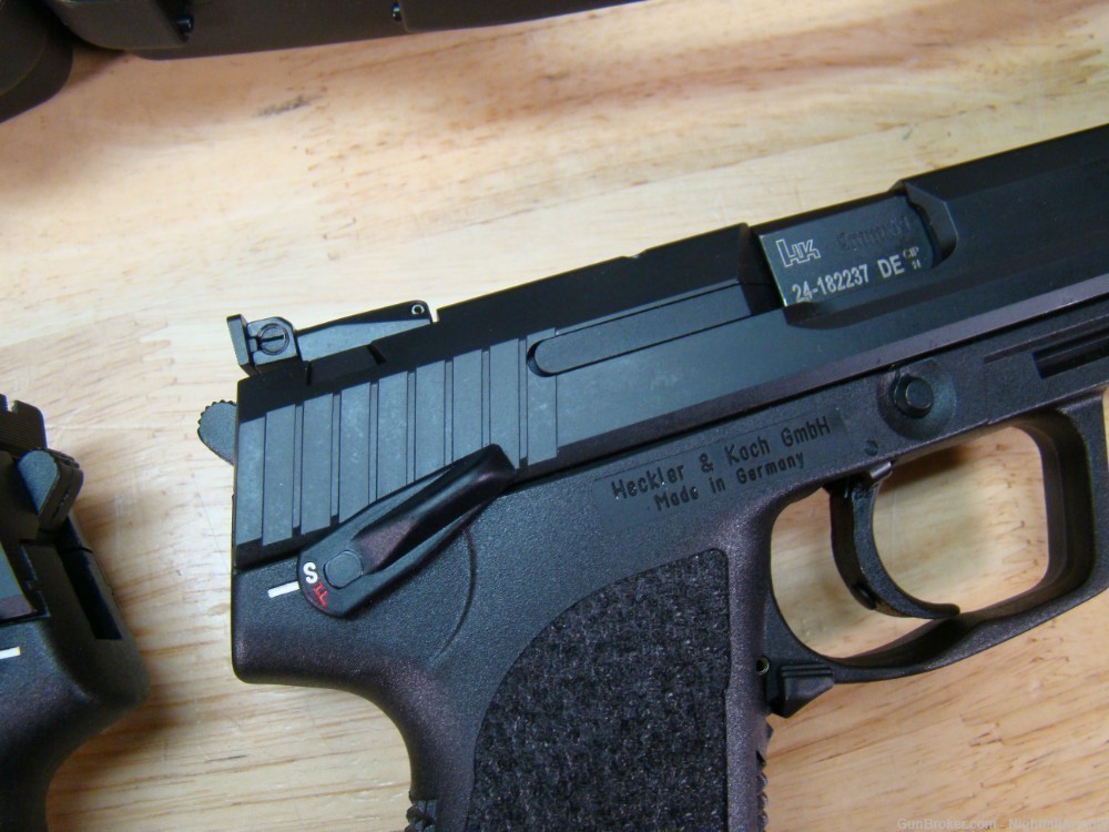 Pair o H&K USP9 Expert 9mm Pistols HK USP 9 15rd 81000361 consecutive # set-img-16