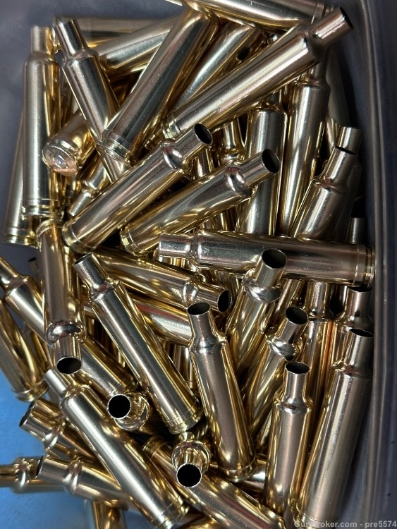 270 Weatherby brass 80 pcs weatherby brand .270 good cond-img-0
